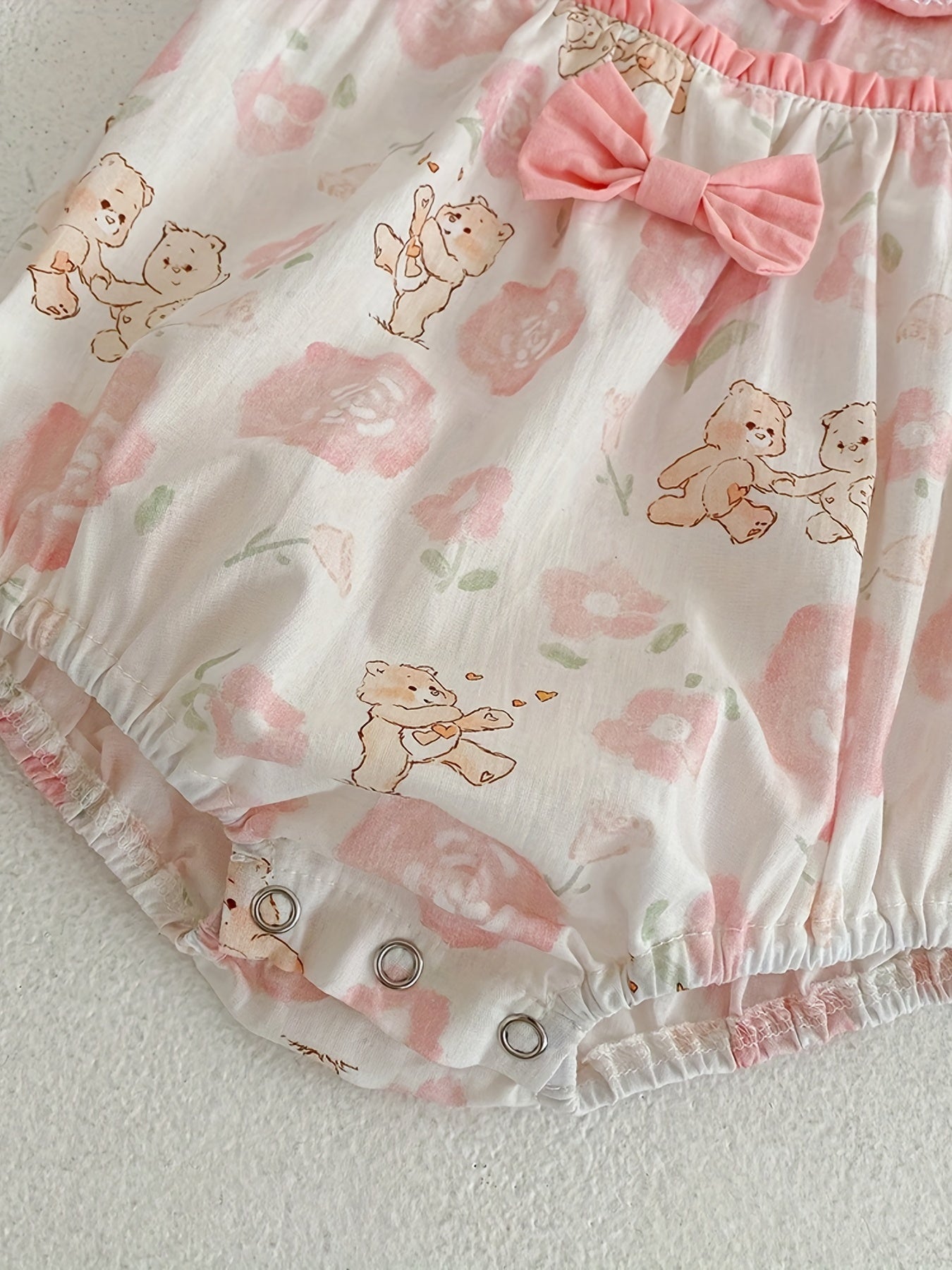 Adorable Bear & Flowers Print Baby Onesie - Soft & Breathable Summer Clothes for Girls